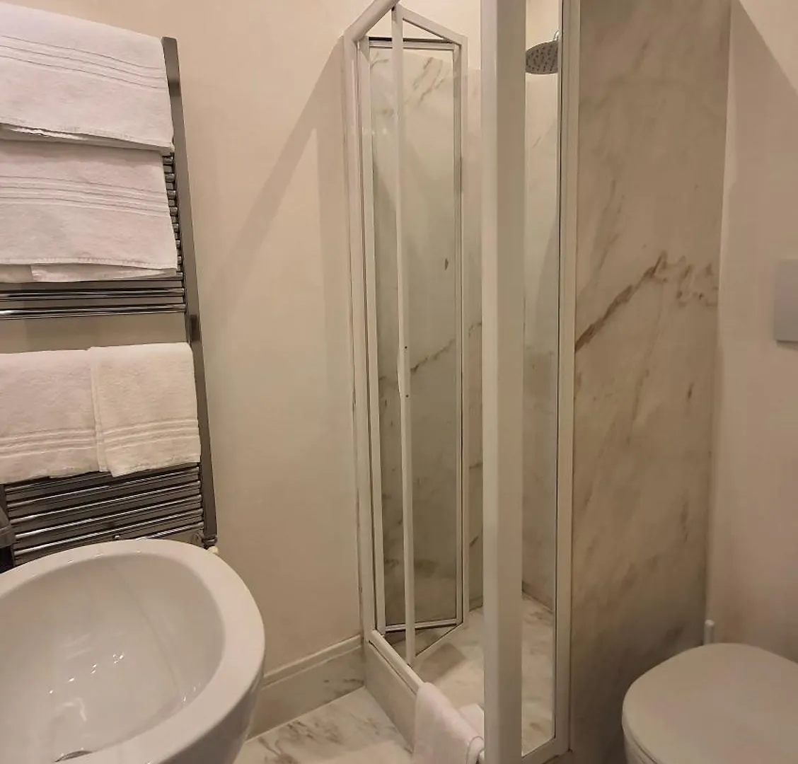 Palazzo Contarini Della Porta Di Ferro Aparthotel Venice