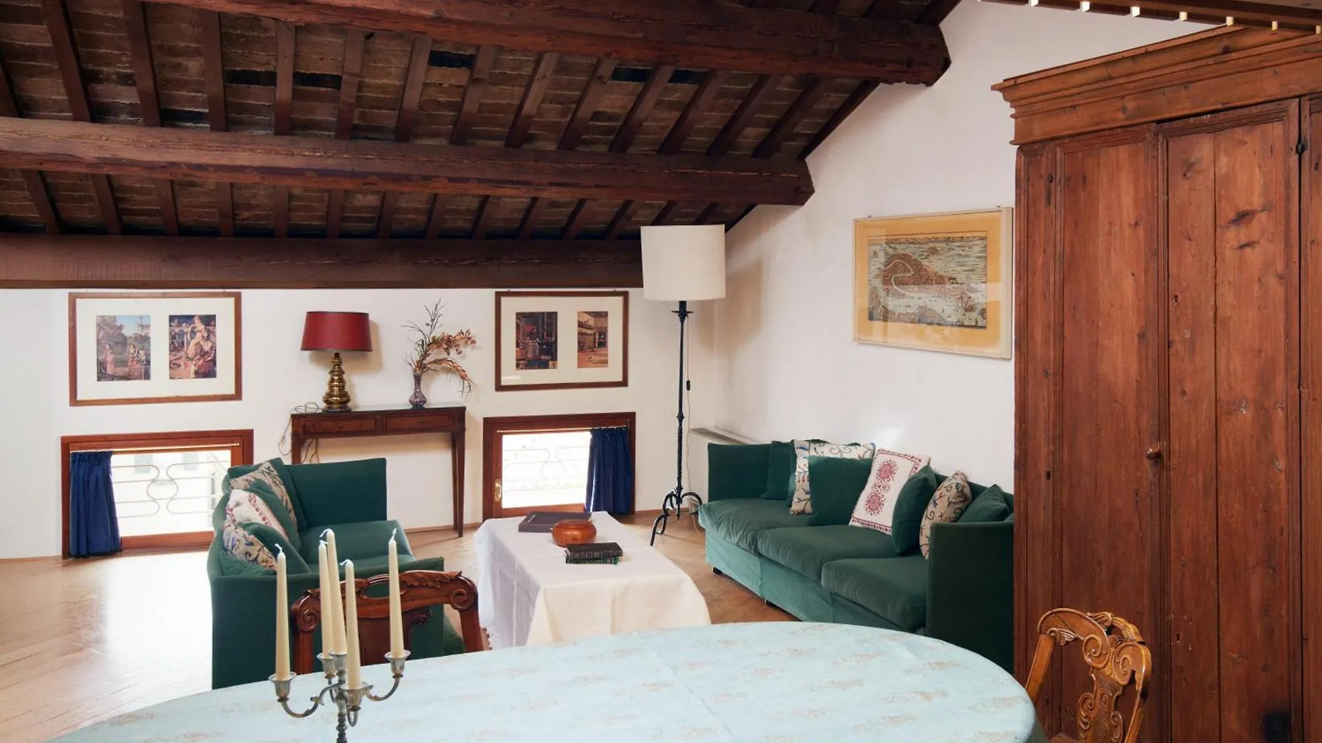 Palazzo Contarini Della Porta Di Ferro Aparthotel Venice Italy