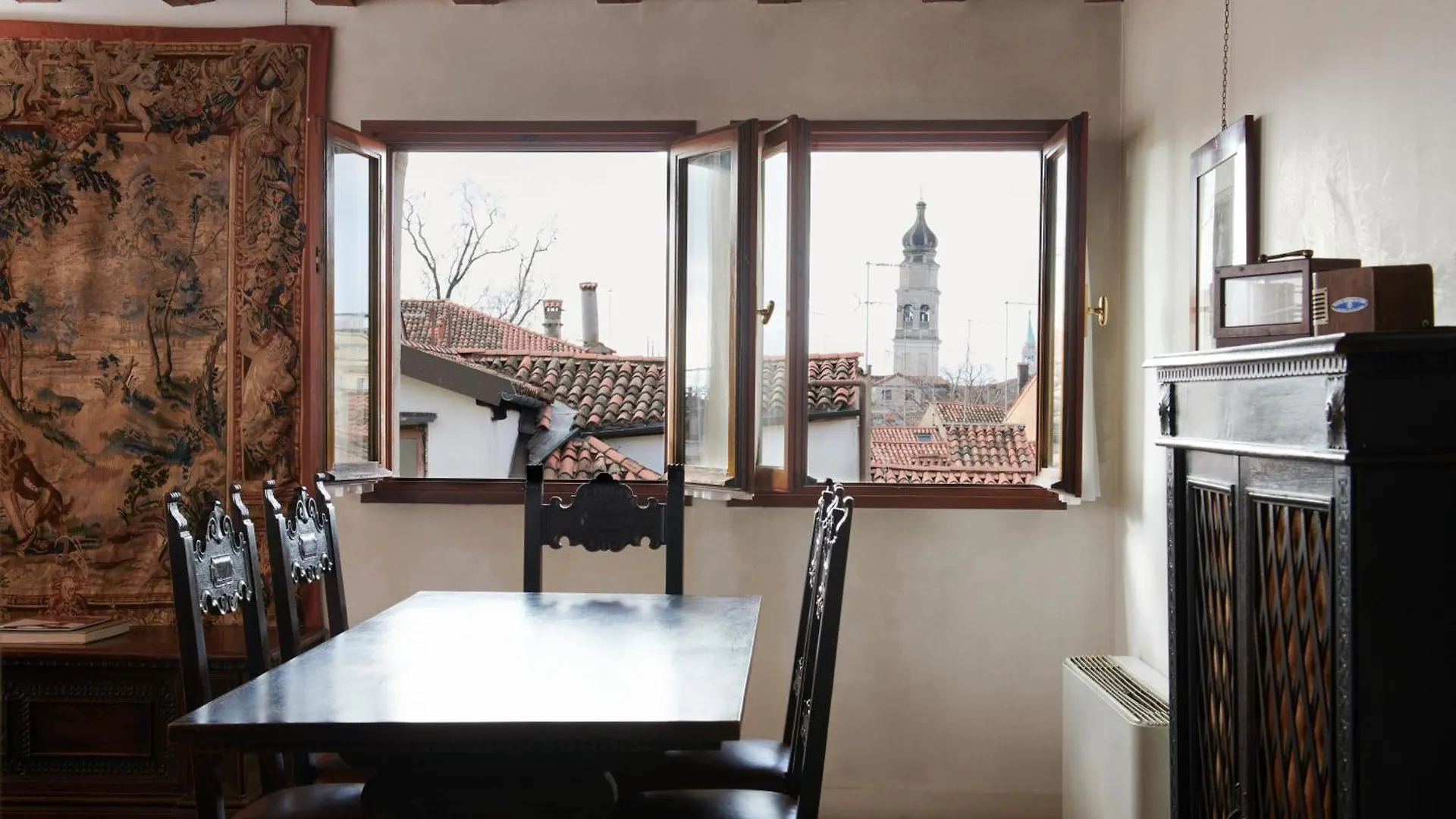 Palazzo Contarini Della Porta Di Ferro Aparthotel Venice