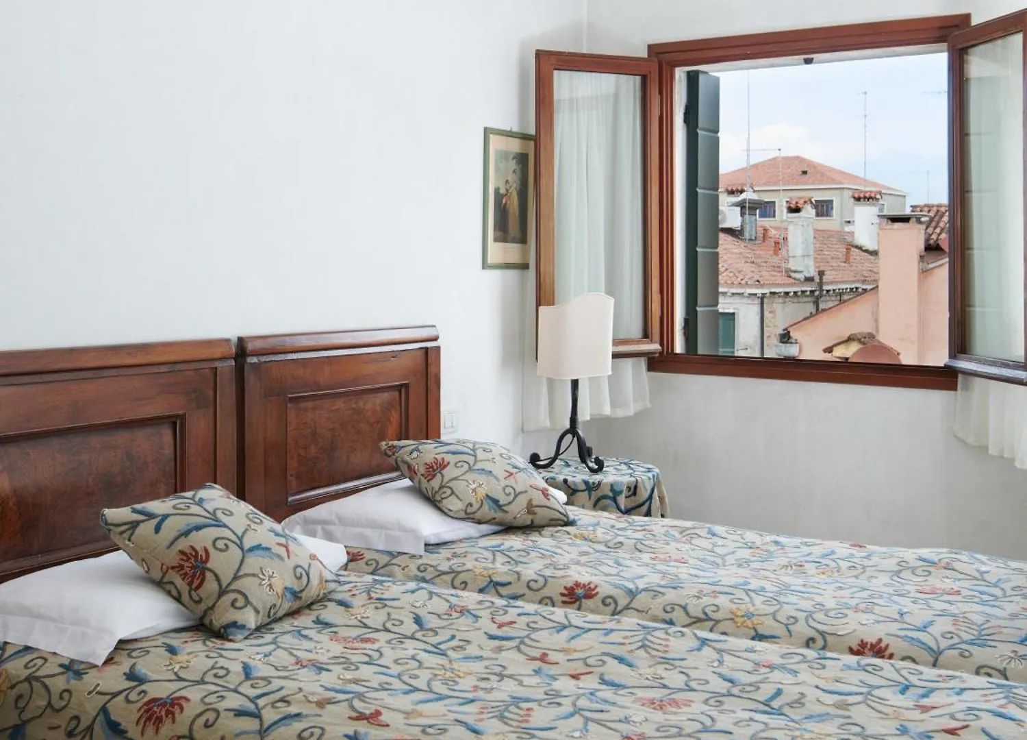 Palazzo Contarini Della Porta Di Ferro Aparthotel Venice Italy