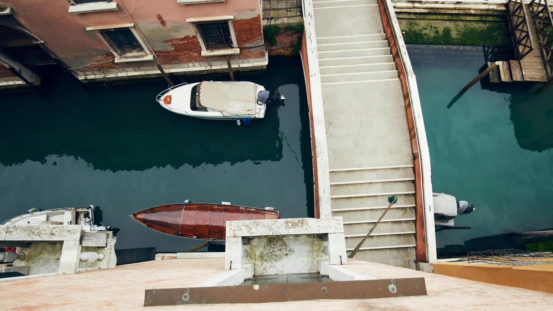 Palazzo Contarini Della Porta Di Ferro Aparthotel Venice 0*,