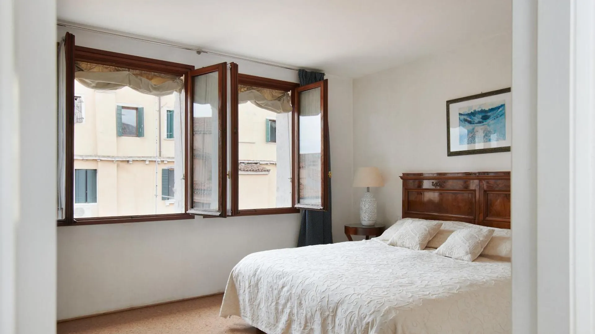 Palazzo Contarini Della Porta Di Ferro Aparthotel Venice 0*,  Italy