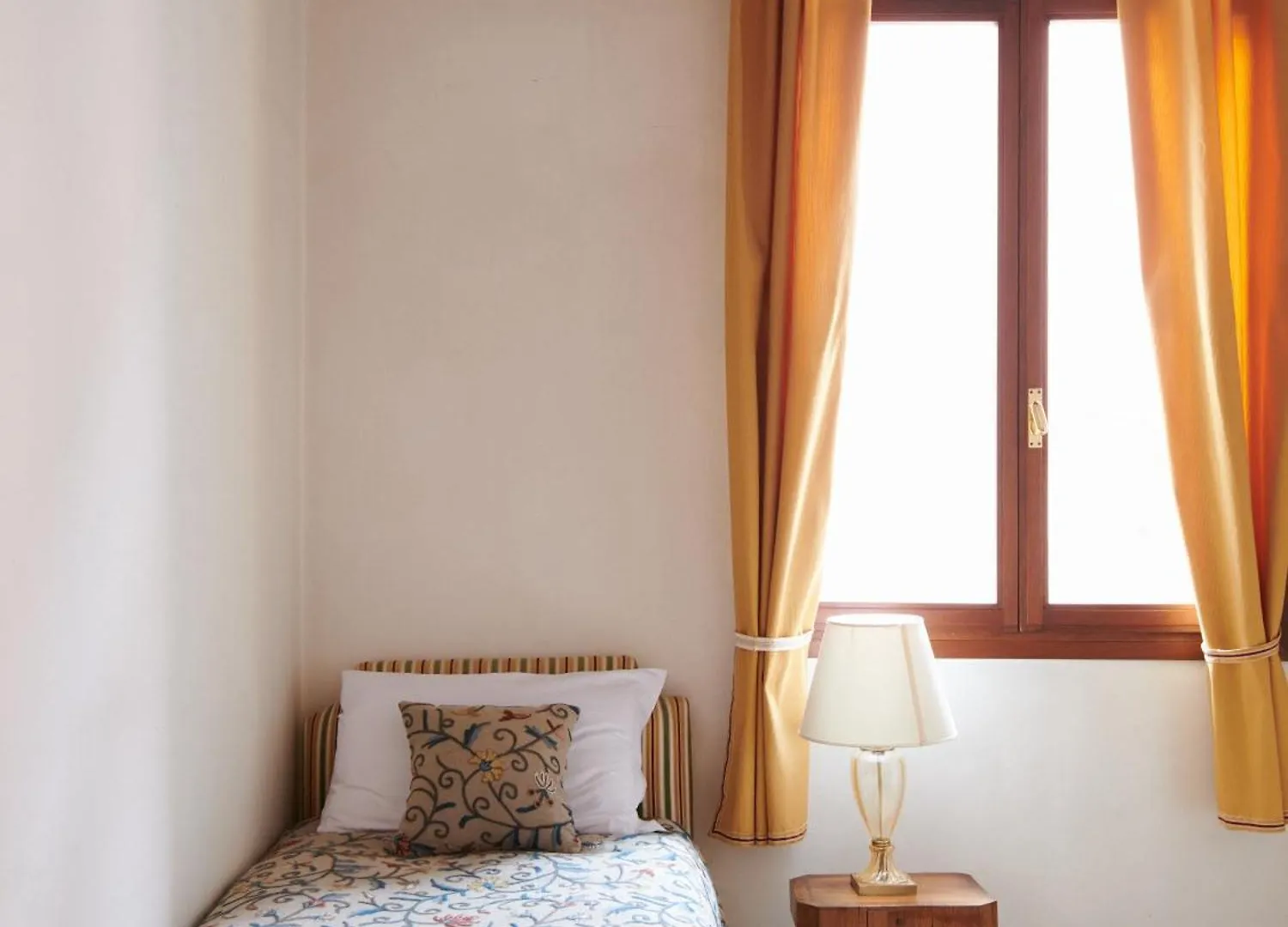 Palazzo Contarini Della Porta Di Ferro Aparthotel Venice