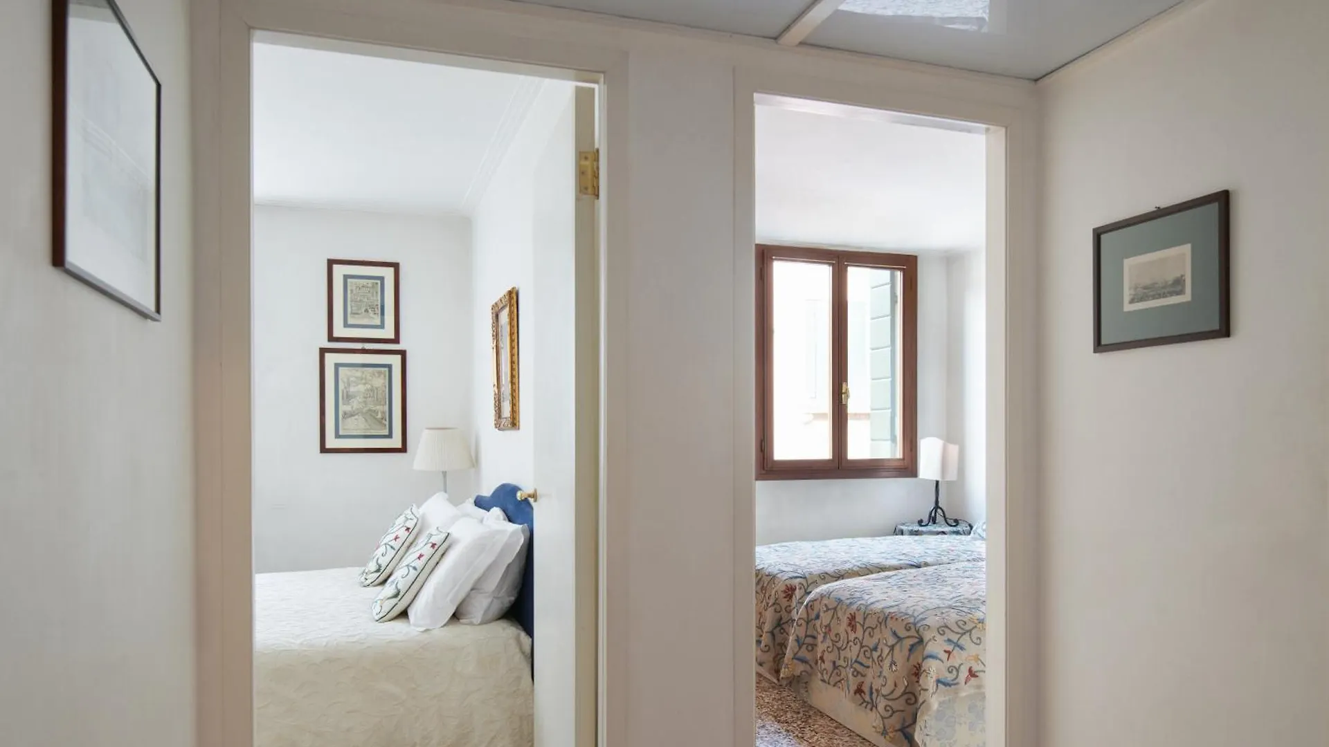 Palazzo Contarini Della Porta Di Ferro Aparthotel Venice